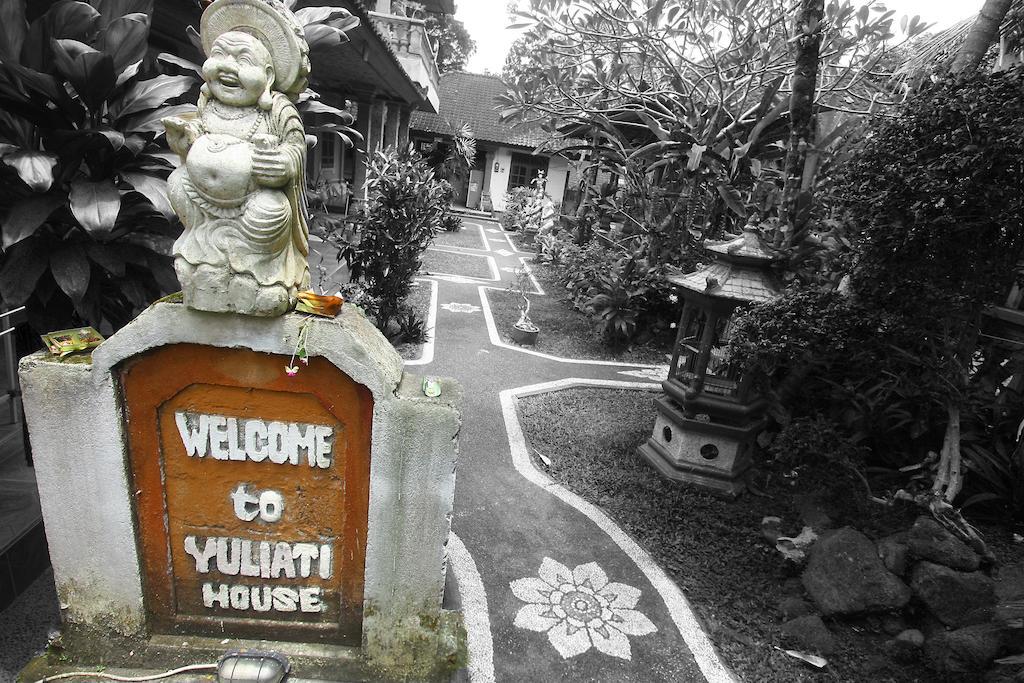Yuliati House Ubud Buitenkant foto