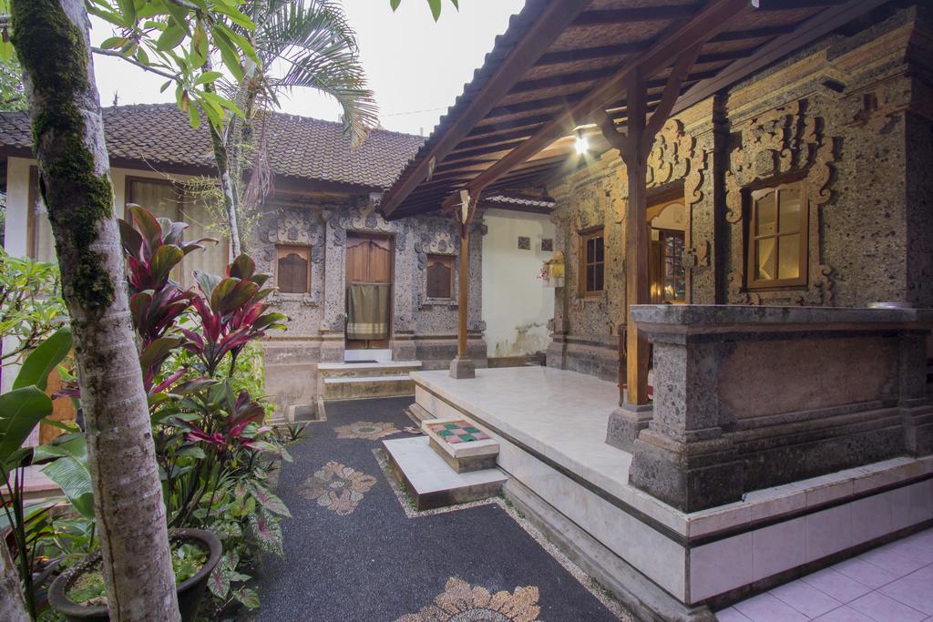 Yuliati House Ubud Buitenkant foto