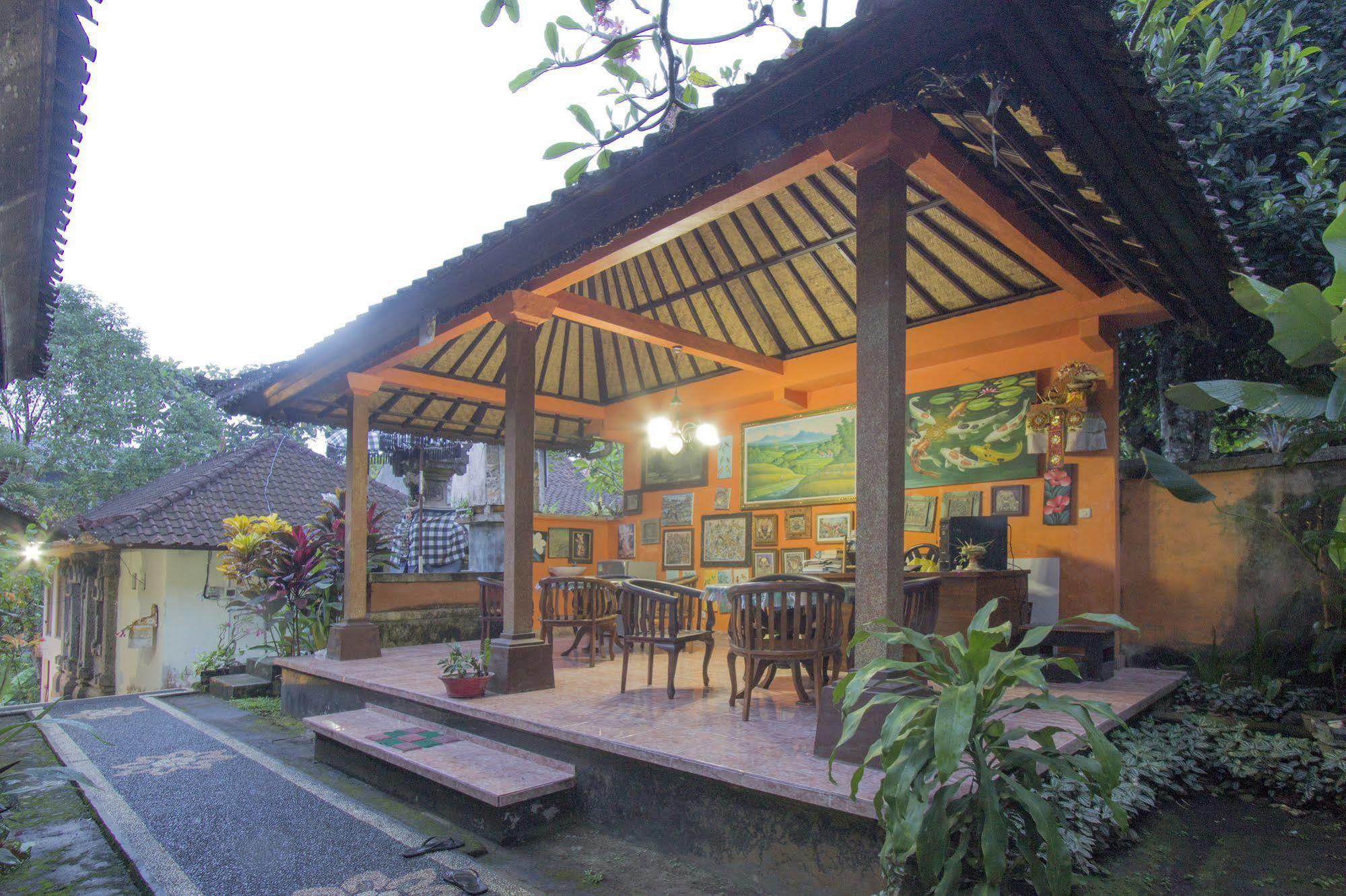Yuliati House Ubud Buitenkant foto