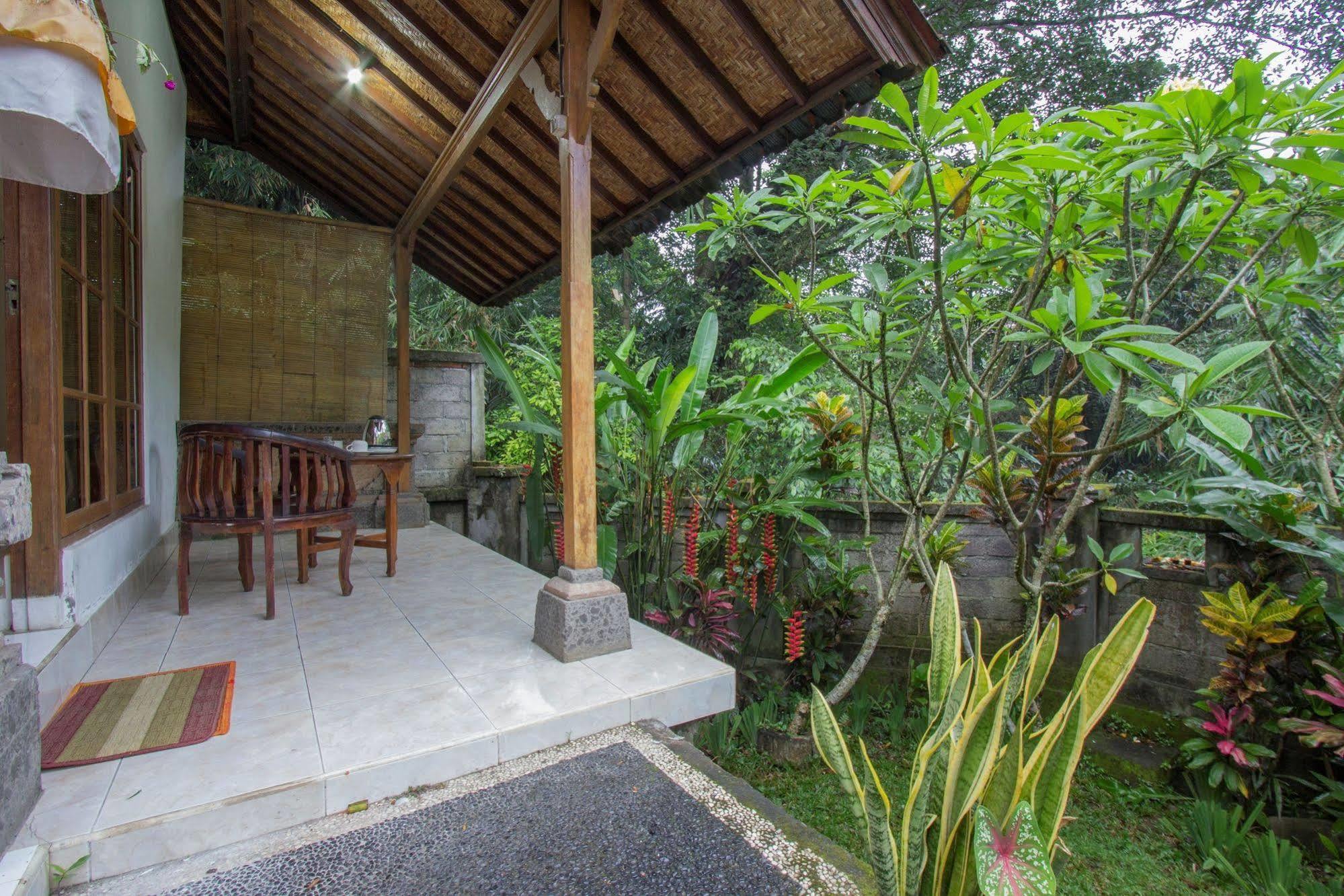 Yuliati House Ubud Buitenkant foto
