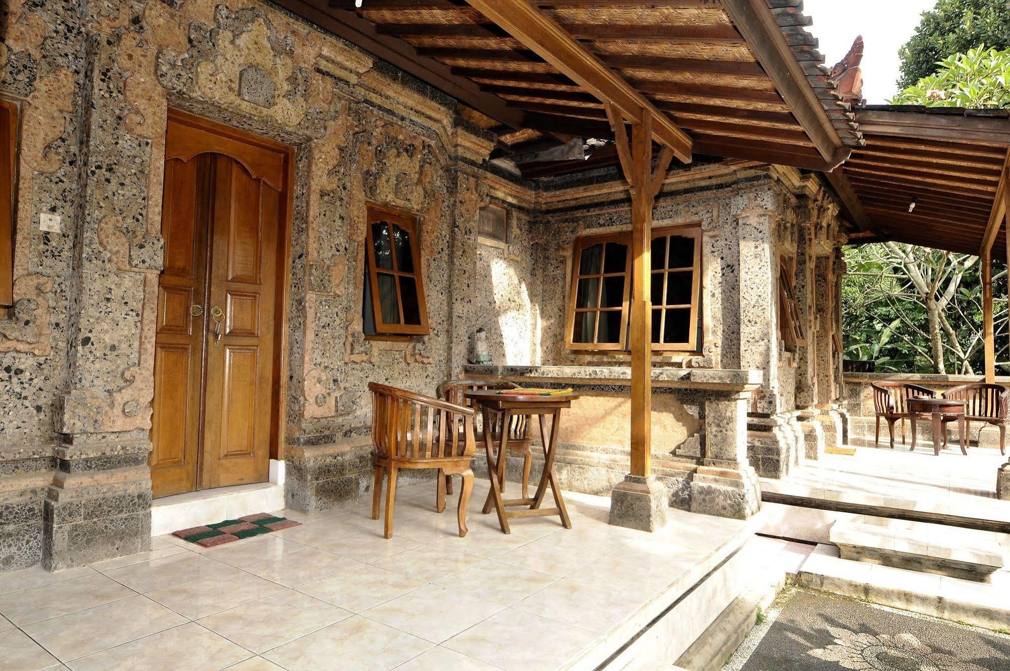 Yuliati House Ubud Buitenkant foto
