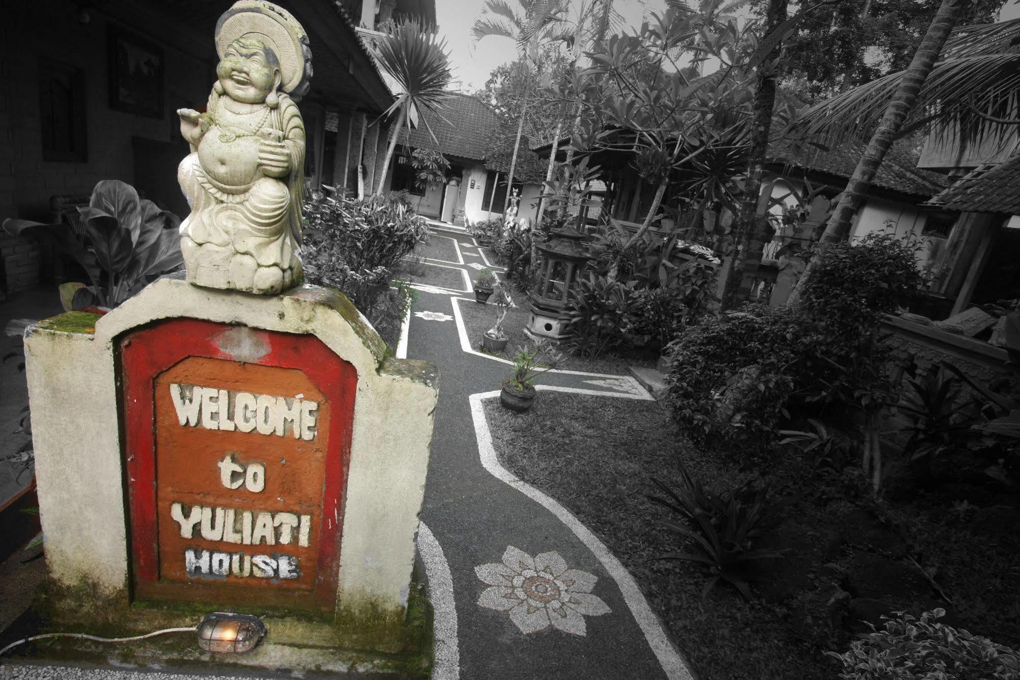 Yuliati House Ubud Buitenkant foto